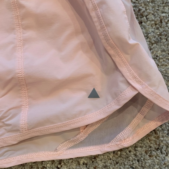 Balance Athletica Breeze Shorts SOLD - Picture 3 of 4